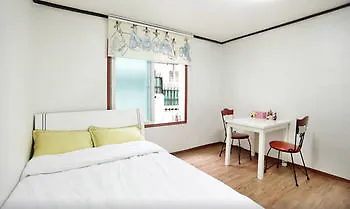 Hotel Cozyplace In Itaewon 2*